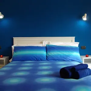 https://hotel-la-corte-naples.hotels-amalfi.com